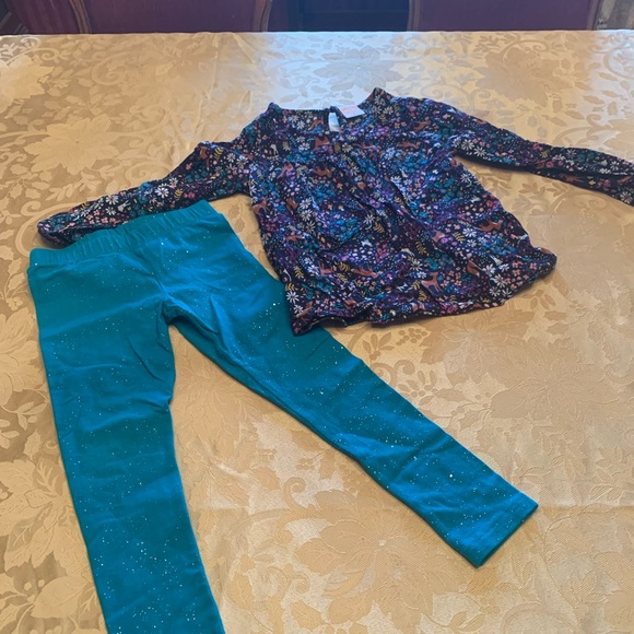 Cute little girl 2pc sets 4t - Picture 2 of 6